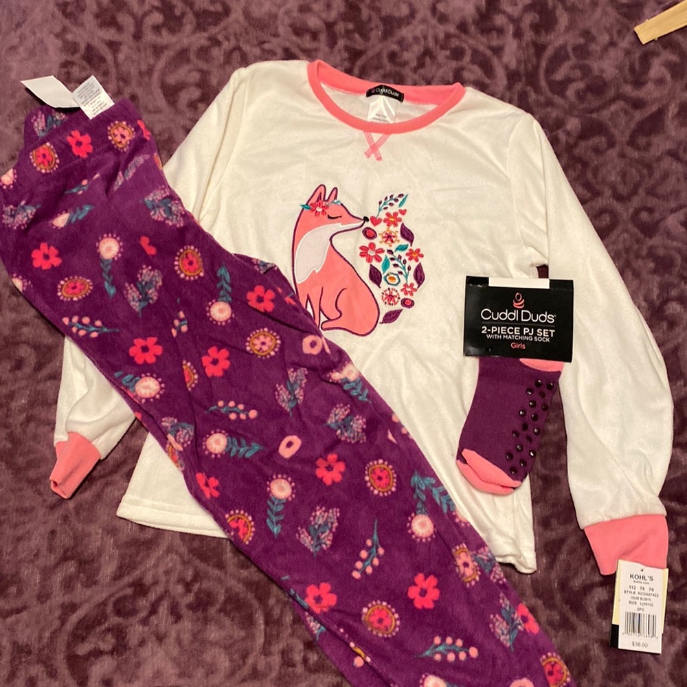 Cuddle Duds girls pajamas